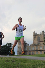How to make it look easy, running & spotting the race photographer!